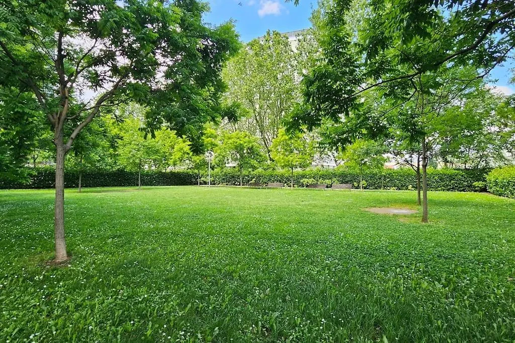 13Th Floor, Garage Gratis, Metro M5 A 200Mt, Giardino Giochi, Bicocca Apartment Milan 0*,  Italy