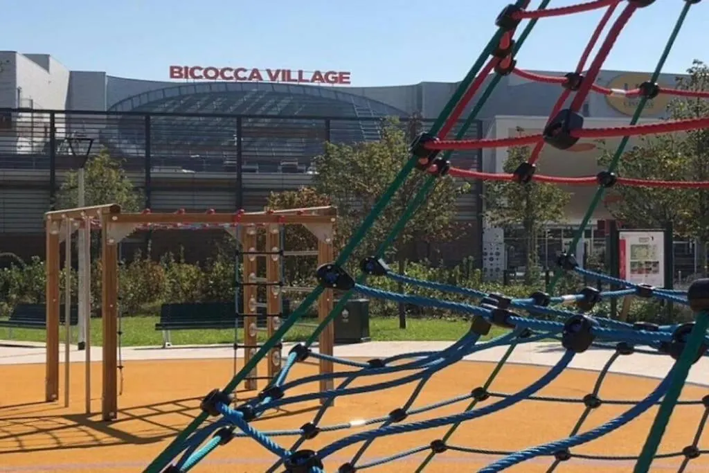 13Th Floor, Garage Gratis, Metro M5 A 200Mt, Giardino Giochi, Bicocca Apartment Milan