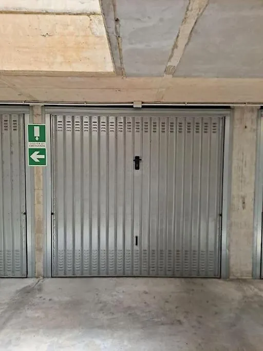 13Th Floor, Garage Gratis, Metro M5 A 200Mt, Giardino Giochi, Bicocca Apartment Milan 0*,