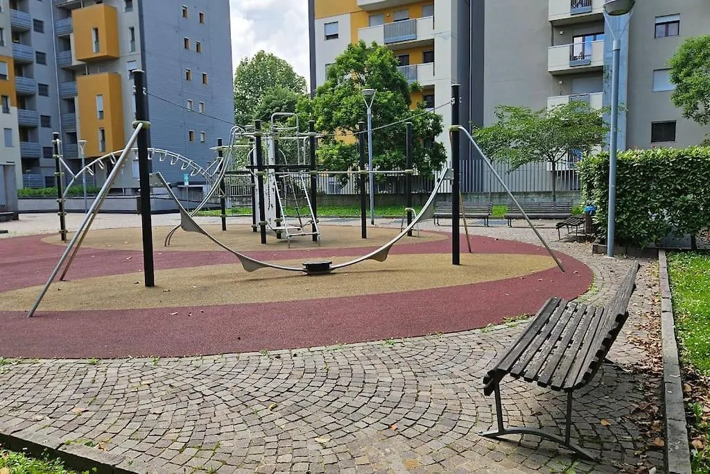 13Th Floor, Garage Gratis, Metro M5 A 200Mt, Giardino Giochi, Bicocca Apartman Milánó Olaszország