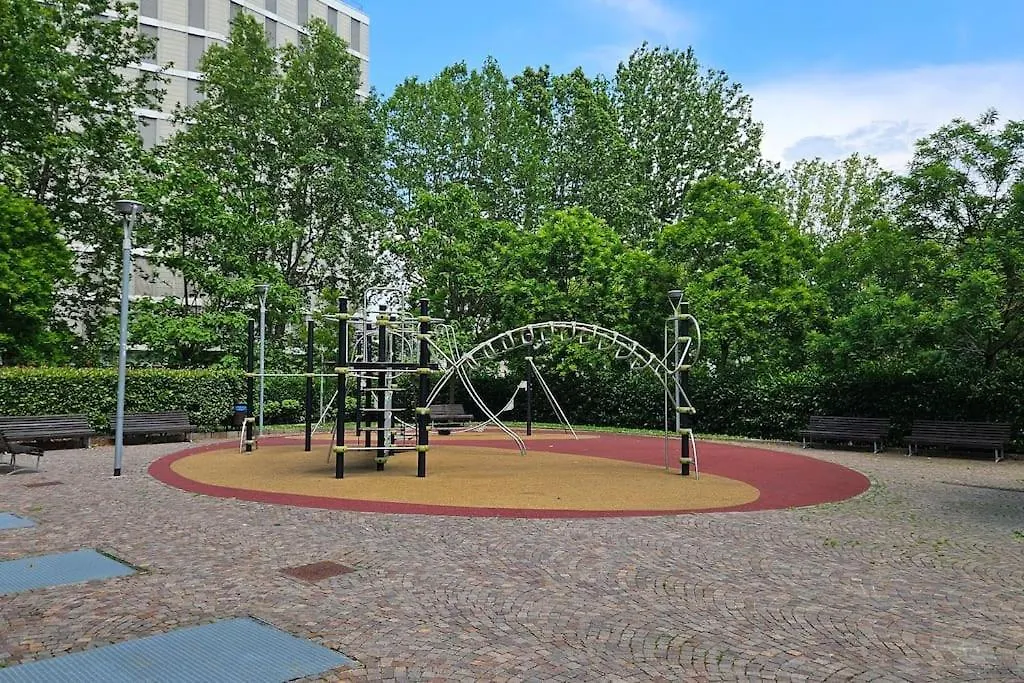 Apartamento 13Th Floor, Garage Gratis, Metro M5 A 200Mt, Giardino Giochi, Bicocca Milán